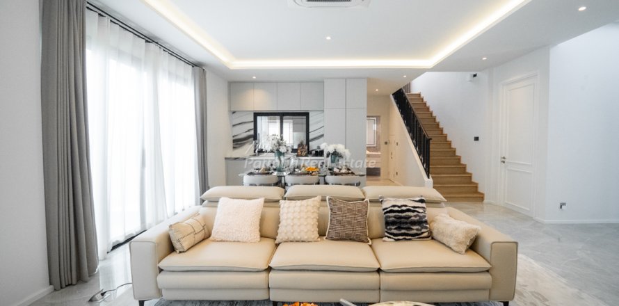 Дом в Банг Ламунге, Таиланд с 4 спальнями  № 171461