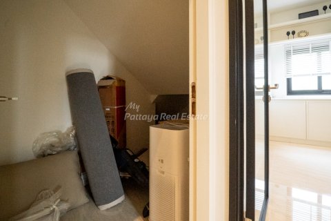 Haus in Bang Lamung, Thailand 4 Schlafzimmer № 171461 - Foto 16