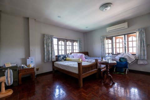 House in Chiang Mai, Thailand 5 bedrooms № 160003 - photo 12