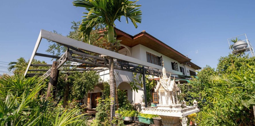 Maison à Chiang Mai, Thaïlande 5 chambres № 160003