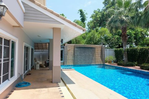Villa in Chiang Mai, Thailand 4 bedrooms № 160008 - photo 5