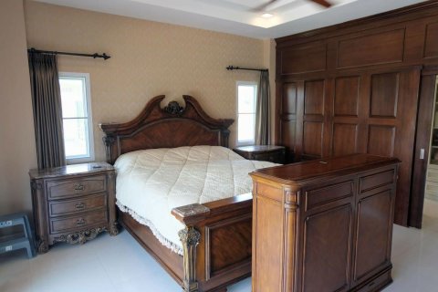 Villa à Chiang Mai, Thaïlande 4 chambres № 160008 - photo 15