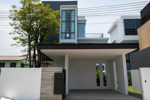 Villa in Chiang Mai, Thailand 3 bedrooms № 160002 - photo 2