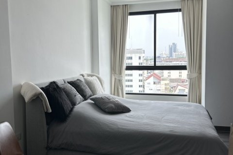 Студия в кондо в Сатхоне, Бангкок, Таиланд № 140144 - фото 12