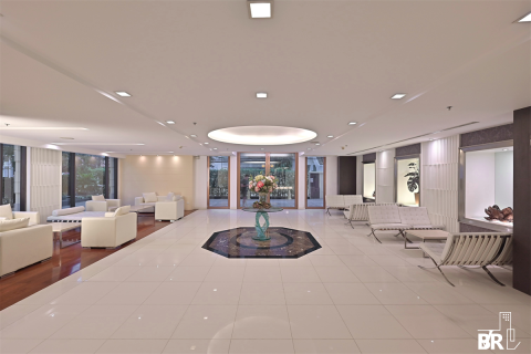 Condo in Bangkok, Thailand, 2 bedrooms № 187175 - photo 10