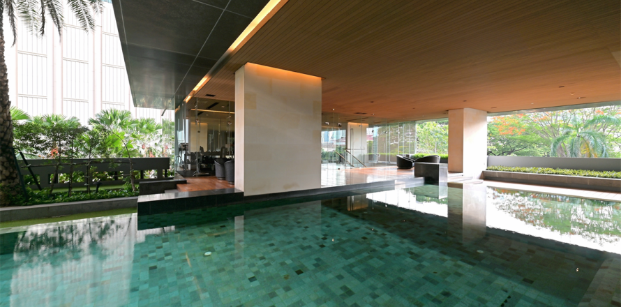 Condo in Bangkok, Thailand, 2 bedrooms № 187177