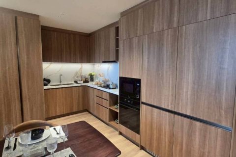 Condo in Khlong Toei, Bangkok, Thailand, 3 bedrooms  № 172684 - photo 8