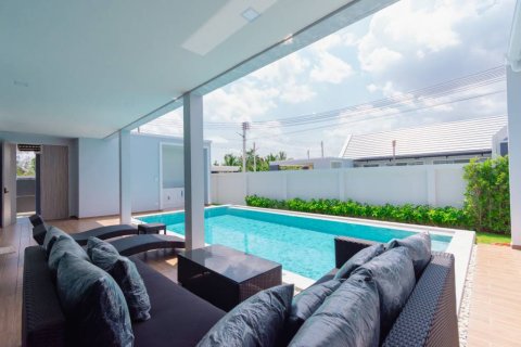 Вилла в Хуа Хине, Таиланд с 3 спальнями  № 172682 - фото 4