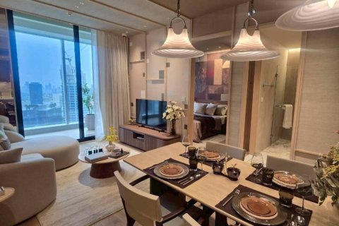 Condo in Khlong Toei, Bangkok, Thailand, 2 bedrooms  № 172687