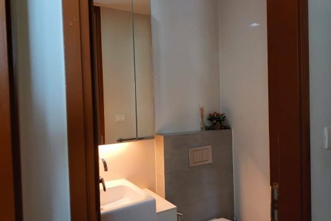 Condo à Khlong Toei, Bangkok, Thaïlande, 2 chambres № 158684 - photo 7