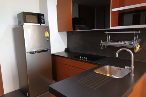 Condo à Khlong Toei, Bangkok, Thaïlande, 2 chambres № 158684 - photo 3