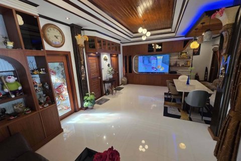 Дом в Паттайе, Таиланд с 3 спальнями  № 160353 - фото 7