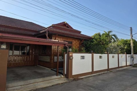 Дом в Паттайе, Таиланд с 3 спальнями  № 160353 - фото 6