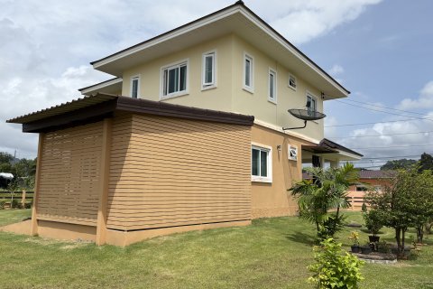 House in Phang Nga, Thailand 4 bedrooms № 160352 - photo 3
