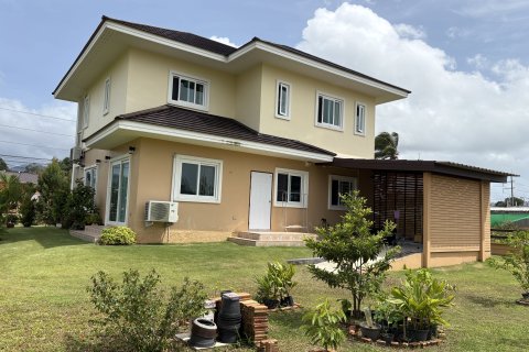 House in Phang Nga, Thailand 4 bedrooms № 160352 - photo 5