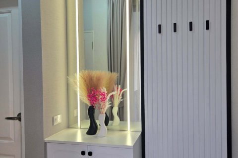 House in Bang Kaeo, Thailand 4 bedrooms № 160354 - photo 19