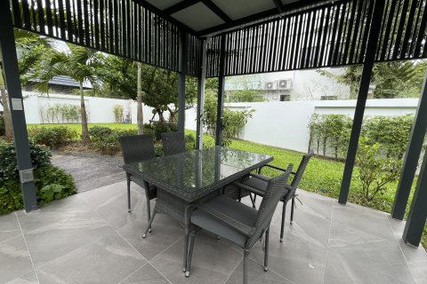 House in Chiang Mai, Thailand 4 bedrooms № 149961 - photo 12