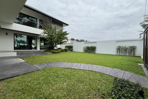 House in Chiang Mai, Thailand 4 bedrooms № 149961 - photo 3