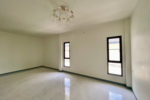 Дом в Сан-Сая, Таиланд с 4 спальнями  № 158344 - фото 18