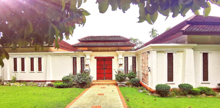 Villa à Phuket, Thaïlande 5 chambres № 158341