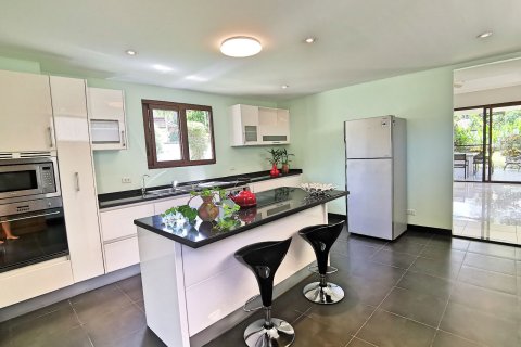 Villa à Phuket, Thaïlande 5 chambres № 158341 - photo 14