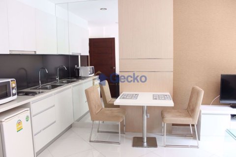 Condo in Pattaya, Thailand, 1 bedroom № 209456 - photo 9