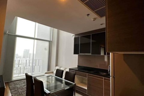 Дуплекс в Клонг Тоэй, Бангкок, Таиланд с 2 спальнями  № 163248 - фото 3