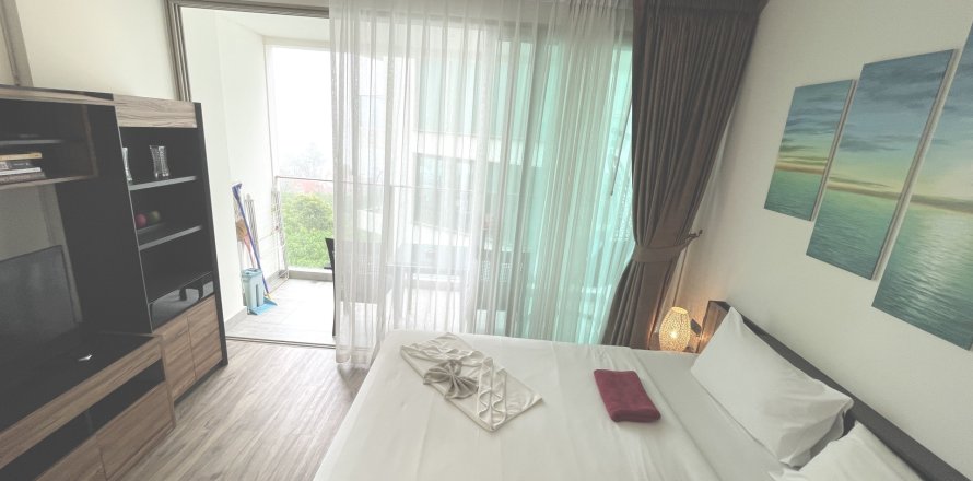 Studio in the Condo in Kathu, Thailand  № 163247