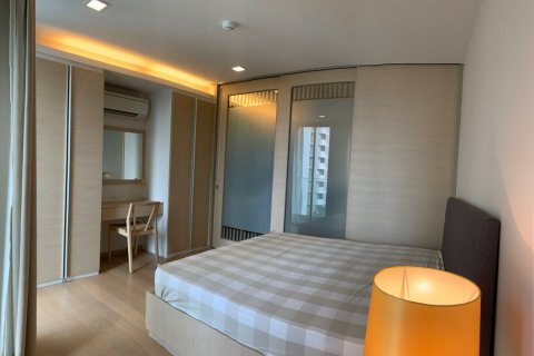 Studio dans le Condo à Watthana, Bangkok, Thaïlande  № 163246 - photo 7