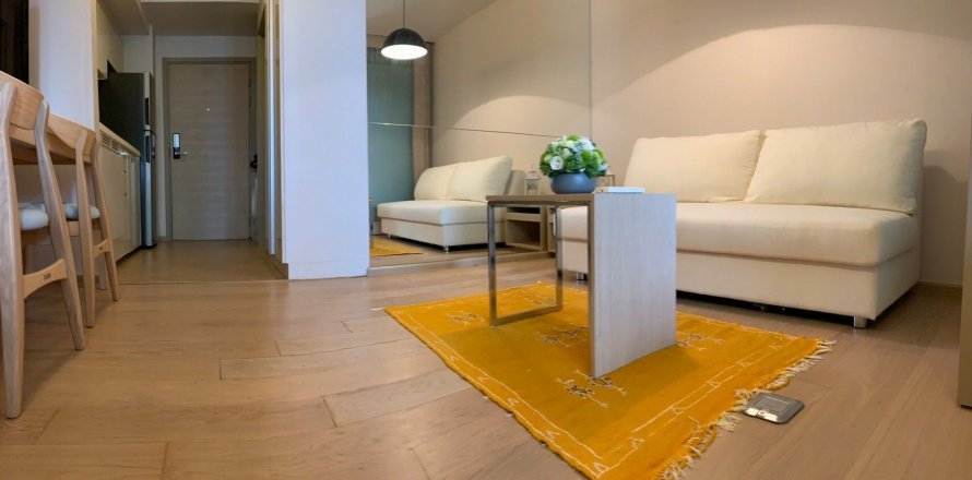 Studio dans le Condo à Watthana, Bangkok, Thaïlande  № 163246