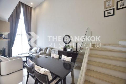 Condo in Bangkok, Thailand, 2 bedrooms  № 184934 - photo 8
