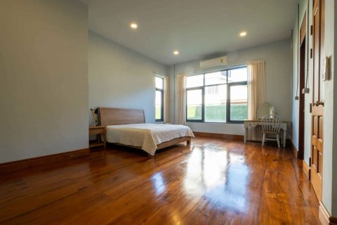 House in Chiang Mai, Thailand 3 bedrooms № 155381 - photo 23