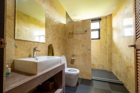 Villa in Chiang Mai, Thailand 6 bedrooms № 155385 - photo 15