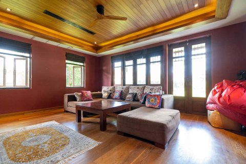 Villa in Chiang Mai, Thailand 6 bedrooms № 155385 - photo 16