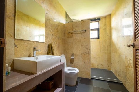 Villa in Chiang Mai, Thailand 6 bedrooms № 155385 - photo 15