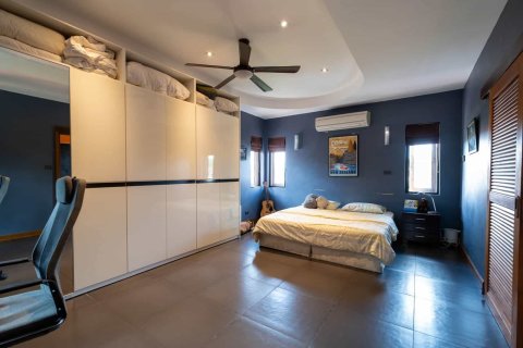 Villa in Chiang Mai, Thailand 6 bedrooms № 155385 - photo 28