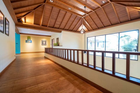 Villa in Chiang Mai, Thailand 6 bedrooms № 155385 - photo 19