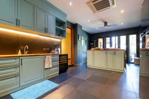 Villa in Chiang Mai, Thailand 6 bedrooms № 155385 - photo 12