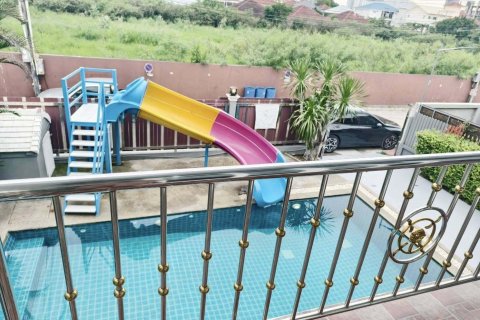 Villa à Pattaya, Thaïlande 7 chambres № 170671 - photo 13