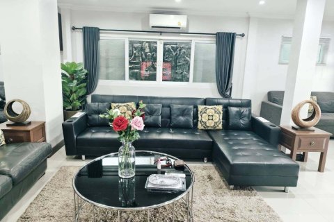 Villa à Pattaya, Thaïlande 7 chambres № 170671 - photo 16