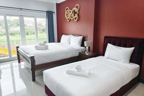 Villa à Pattaya, Thaïlande 7 chambres № 170671 - photo 10