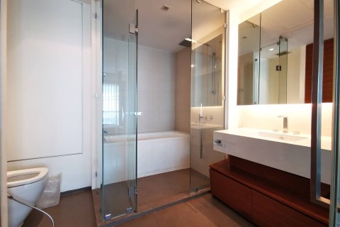 Студия в кондо в Кхлонг Сане, Бангкок, Таиланд № 170670 - фото 7