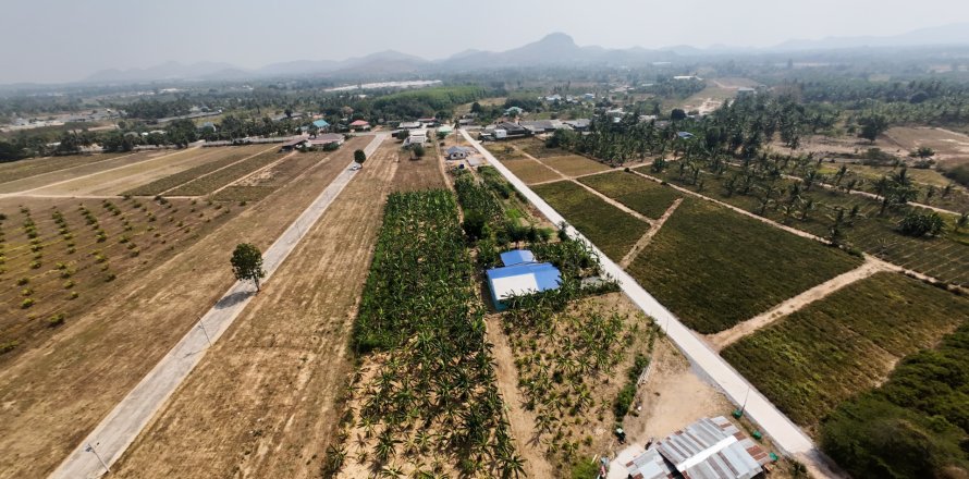 Земельный участок в Хуа Хине, Таиланд 3200м2  № 170674