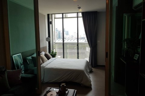 Студия в кондо в Дин Даенге, Бангкок, Таиланд № 170672 - фото 4