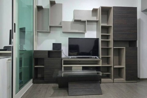 Студия в кондо в Дин Даенге, Бангкок, Таиланд № 170672 - фото 3