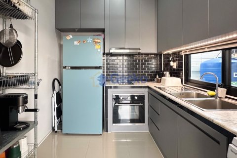 House in Pattaya, Thailand 3 bedrooms № 196329 - photo 10