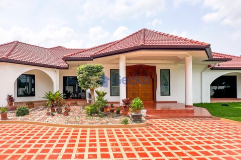 บ้านในพัทยา, ประเทศไทย 4 ห้องนอน № 196325 - รูปถ่าย 12
