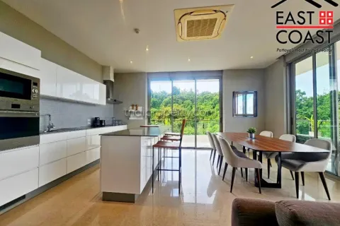Condominio de 3 dormitorios en Pattaya, Tailandia № 213165 - foto 2