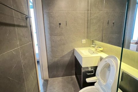 Studio in the Condo in Huai Khwang, Bangkok, Thailand  № 162998 - photo 6