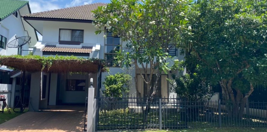 Maison à Hang Dong, Thaïlande 3 chambres № 167600